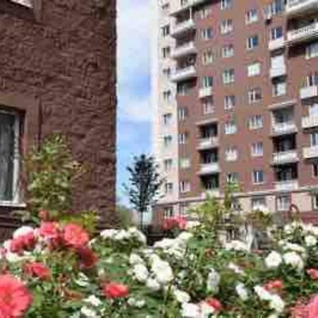 Уютная Квартира В Центре Возле Адк Almaty Eksteriør bilde